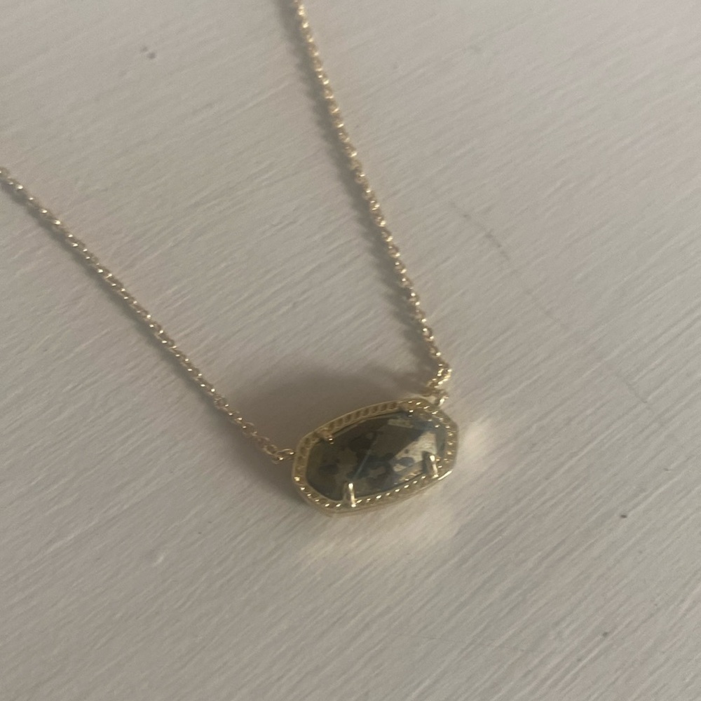 Kendra Scott Elisa Necklace.